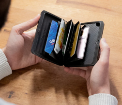 PORTE CARTES SMART CASE OSLO LARGE MAT OPIUM BLACK ÖGON