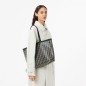 SAC CABAS ZELY AVEC POCHETTE AMOVIBLE MONO NOIR BEIGE LACOSTE SAC CABAS ZELY AVEC POCHETTE AMOVIBLE MONO NOIR BEIGE LACOSTE