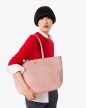 SAC CABAS ZIPPÉ ANNA ROSE TAN ANTLER LACOSTE SAC CABAS ZIPPÉ ANNA ROSE TAN ANTLER LACOSTE