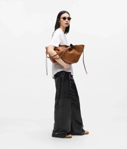 SAC EN TOILE PIERCED TAN FONCÉ KL