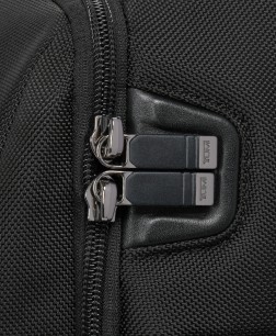 PORTE DOCUMENTS EXTENSIBLE MEDIUM 15'' ALPHA NOIR TUMI
